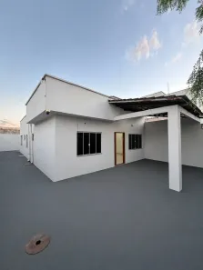 Casa com 3 Quartos para alugar, 130m² no Loteamento Bertaville, Palmas