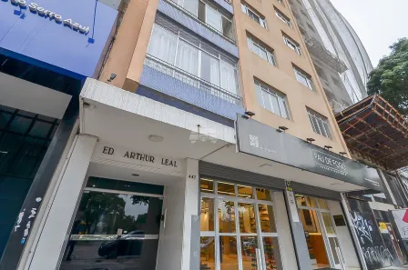 Apartamento com 2 Quartos à venda, 76m² no Centro, Curitiba