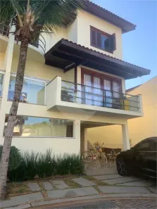 Casa de Condomínio com 3 Quartos à venda, 180m² no Vila Oliveira, Mogi das Cruzes