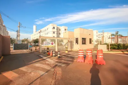 Apartamento com 2 Quartos para alugar, 50m² no Pioneiros, Campo Grande