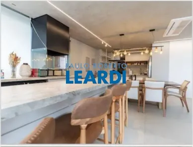 Apartamento com 3 Quartos à venda, 167m² no Jardim das Acácias, São Paulo