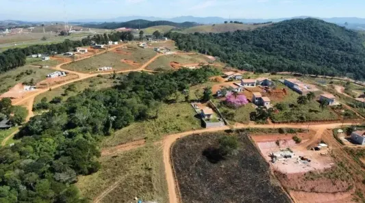Lote/Terreno à venda, 600m² no Jardim São Gabriel, Jacareí