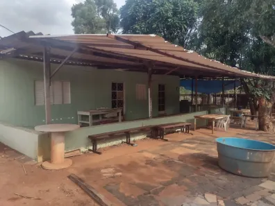 Fazenda/Sítio com 4 Quartos à venda, 200m² no Setor Residencial Leste, Brasília