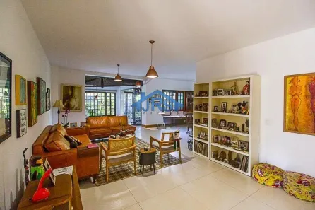 Casa de Condomínio com 5 Quartos à venda, 390m² no Residencial Morada dos Pássaros-Aldeia da Serra, Barueri