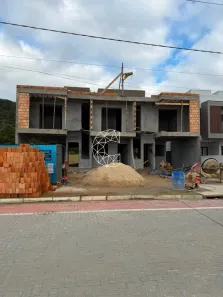 Sobrado com 2 Quartos à venda, 81m² no Vargem Grande, Florianópolis