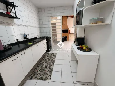 Casa de Condomínio com 3 Quartos à venda, 106m² no Jardim Califórnia, Jacareí