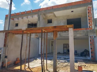 Sobrado com 3 Quartos à venda, 200m² no Jardim Central Park, Londrina