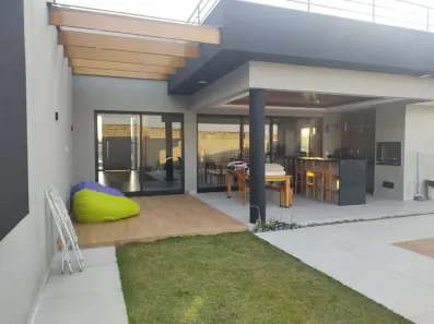 Casa com 4 Quartos à venda, 302m² no Condomínio Residencial Colinas do Paratehy, São José dos Campos
