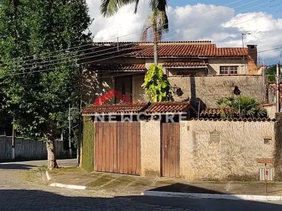Sobrado com 3 Quartos à venda, 210m² no Jardim Paraíso, Cruzeiro