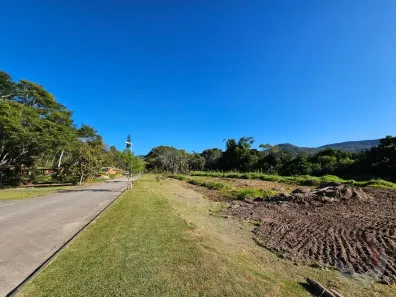 Lote/Terreno à venda, 2464m² no Ratones, Florianópolis