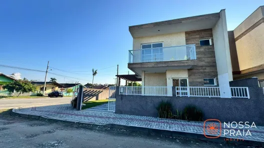 Sobrado com 3 Quartos à venda, 93m² no Cambijú, Itapoá