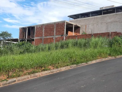 Lote/Terreno à venda, 360m² no Residencial Porto Seguro, Caratinga