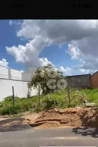 Lote/Terreno à venda, 250m² no Minas Gerais, Uberlândia