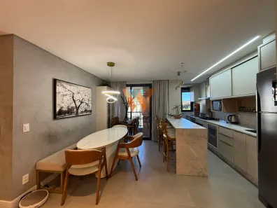 Apartamento com 3 Quartos à venda, 101m² no Jurerê, Florianópolis