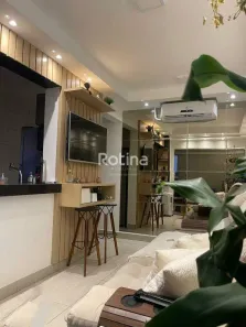 Apartamento com 2 Quartos à venda, 61m² no Aclimação, Uberlândia