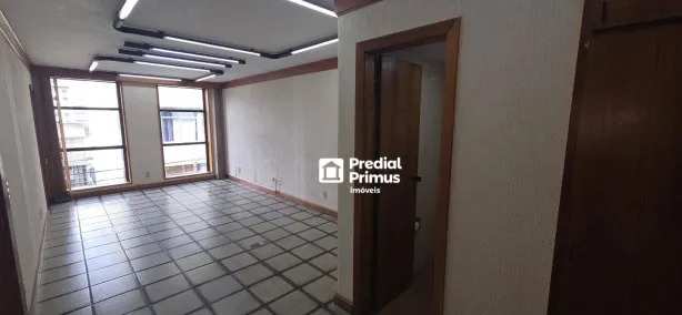 Sala Comercial à venda, 40m² no Centro, Nova Friburgo