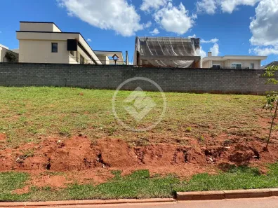 Lote/Terreno à venda, 600m² no Butiatuvinha, Curitiba