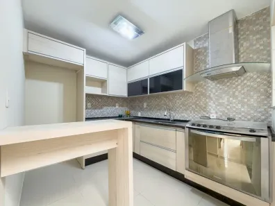 Casa de Condomínio com 3 Quartos à venda, 60m² no Jardim Tókio, Londrina