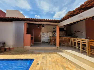 Casa com 3 Quartos à venda, 196m² no Vila Quaggio, Bauru