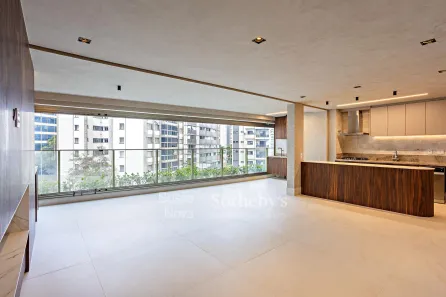 Apartamento com 3 Quartos para alugar, 150m² no Moema, São Paulo