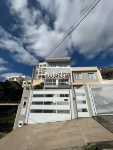 Casa com 3 Quartos à venda, 270m² no Jardim Amália, Volta Redonda