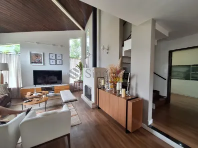 Casa de Condomínio com 3 Quartos à venda, 232m² no Fontesville, Juiz de Fora