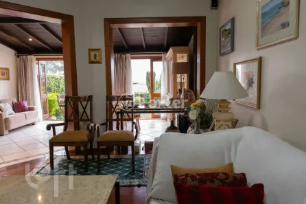 Casa com 3 Quartos à venda, 220m² no Jardim Sabará, Porto Alegre