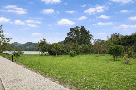 Lote/Terreno à venda, 668m² no Estância Guararema, Guararema
