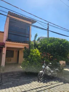 Casa de Condomínio com 5 Quartos à venda, 82m² no Cosmorama, Mesquita