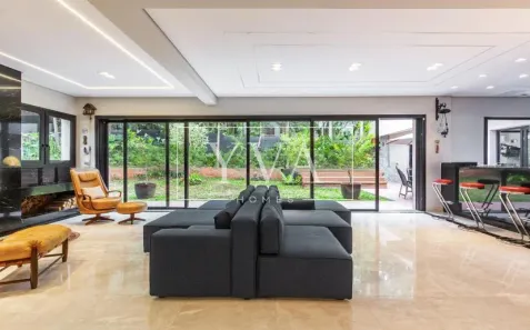 Casa com 3 Quartos à venda, 430m² no Santo Amaro, São Paulo