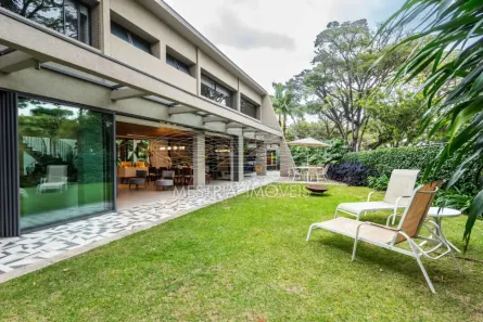 Casa com 5 Quartos à venda, 377m² no Cerqueira César, São Paulo