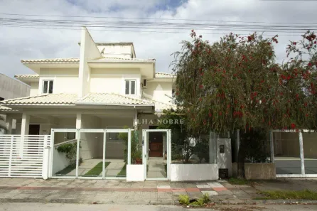 Casa com 3 Quartos para alugar, 129m² no Cachoeira do Bom Jesus, Florianópolis