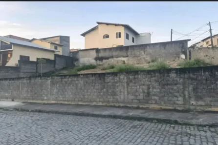 Lote/Terreno à venda, 365m² no Novo Horizonte, Macaé