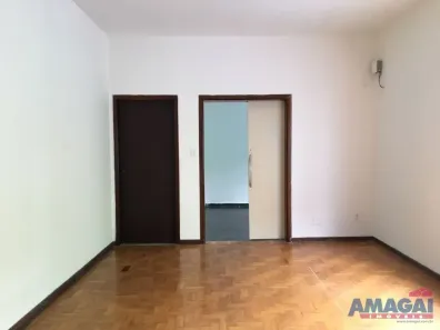 Imóvel Comercial para alugar, 381m² no Centro, Jacareí