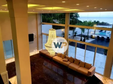 Casa com 6 Quartos para alugar, 1200m² no Praia do Estaleiro, Balneário Camboriú