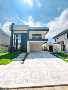 Casa com 4 Quartos à venda, 305m² no Santa Regina, Camboriú