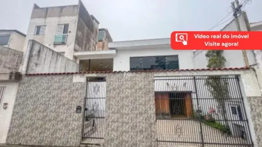 Casa com 2 Quartos à venda, 200m² no Vila Linda, Santo André