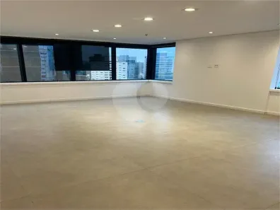 Sala Comercial com 3 Quartos para venda ou aluguel, 250m² no Itaim Bibi, São Paulo