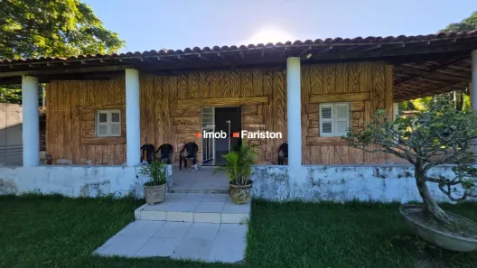 Casa com 3 Quartos para alugar, 220m² no Centro, Eusébio