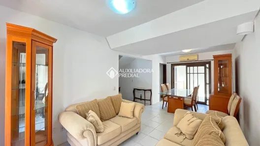 Casa de Condomínio com 4 Quartos para alugar, 179m² no Tristeza, Porto Alegre