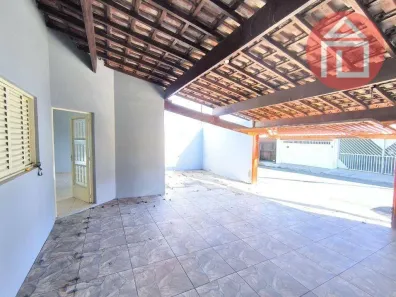 Casa com 3 Quartos para alugar, 180m² no Vila Batista, Bragança Paulista