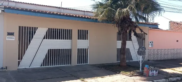 Casa com 4 Quartos à venda, 231m² no Vila Santa Maria - Conjunto Caiçara, Goiânia