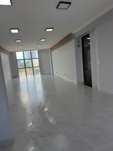 Consultório à venda, 50m² no Imbetiba, Macaé
