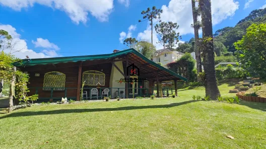 Casa com 3 Quartos à venda, 240m² no Alto da Boa Vista, Campos do Jordão