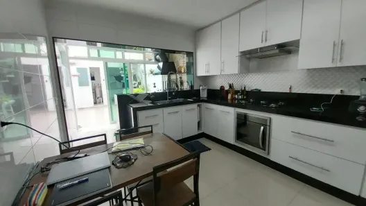Sobrado com 3 Quartos à venda, 147m² no Vila Nivi, São Paulo