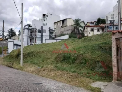 Lote/Terreno à venda, 720m² no Jardim Amália, Volta Redonda