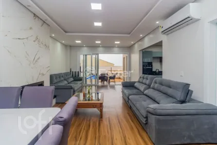 Casa com 4 Quartos à venda, 220m² no Guarujá, Porto Alegre
