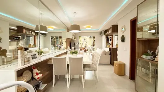 Sobrado com 2 Quartos à venda, 130m² no Madri, Palhoça