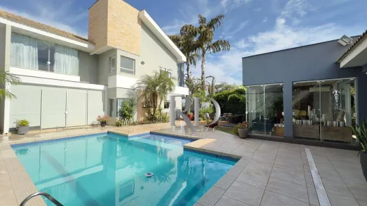 Casa de Condomínio com 3 Quartos à venda, 394m² no Vivendas do Arvoredo, Londrina