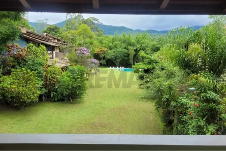 Casa com 4 Quartos para alugar, 100m² no Cocaia, Ilhabela